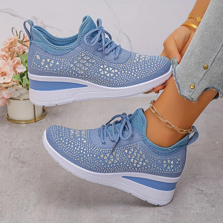 Rutschfeste Damen-Freizeitschuhe mit orthopädischer Unterstützung für gesunde Füße.