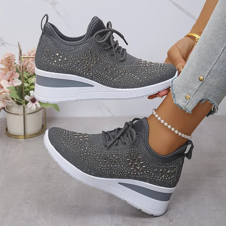 Bequeme Damen-Komfortschuhe, orthopädisch und rutschfest, optimal für den Alltag.