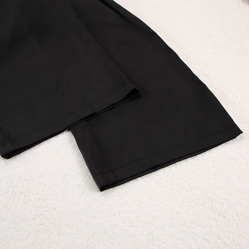 Damen Pyjama für Entspannung, weiches Loungewear Set, luxuriös & stilvoll, zum Wohlfühlen.