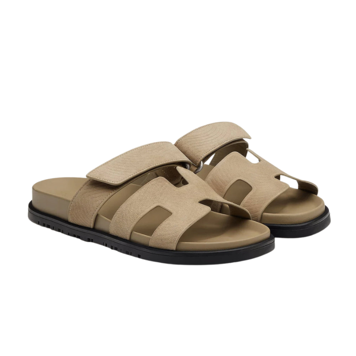 Bequeme Damensandalen mit offener Zehe. Vielseitige Sommerschuhe für Freizeit, Strand und Stadt.