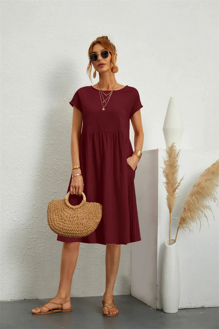 Leichtes Damen Smock Midikleid als Sommerkleid. Stilvoll, bequem und mit Regular Fit für Damen.