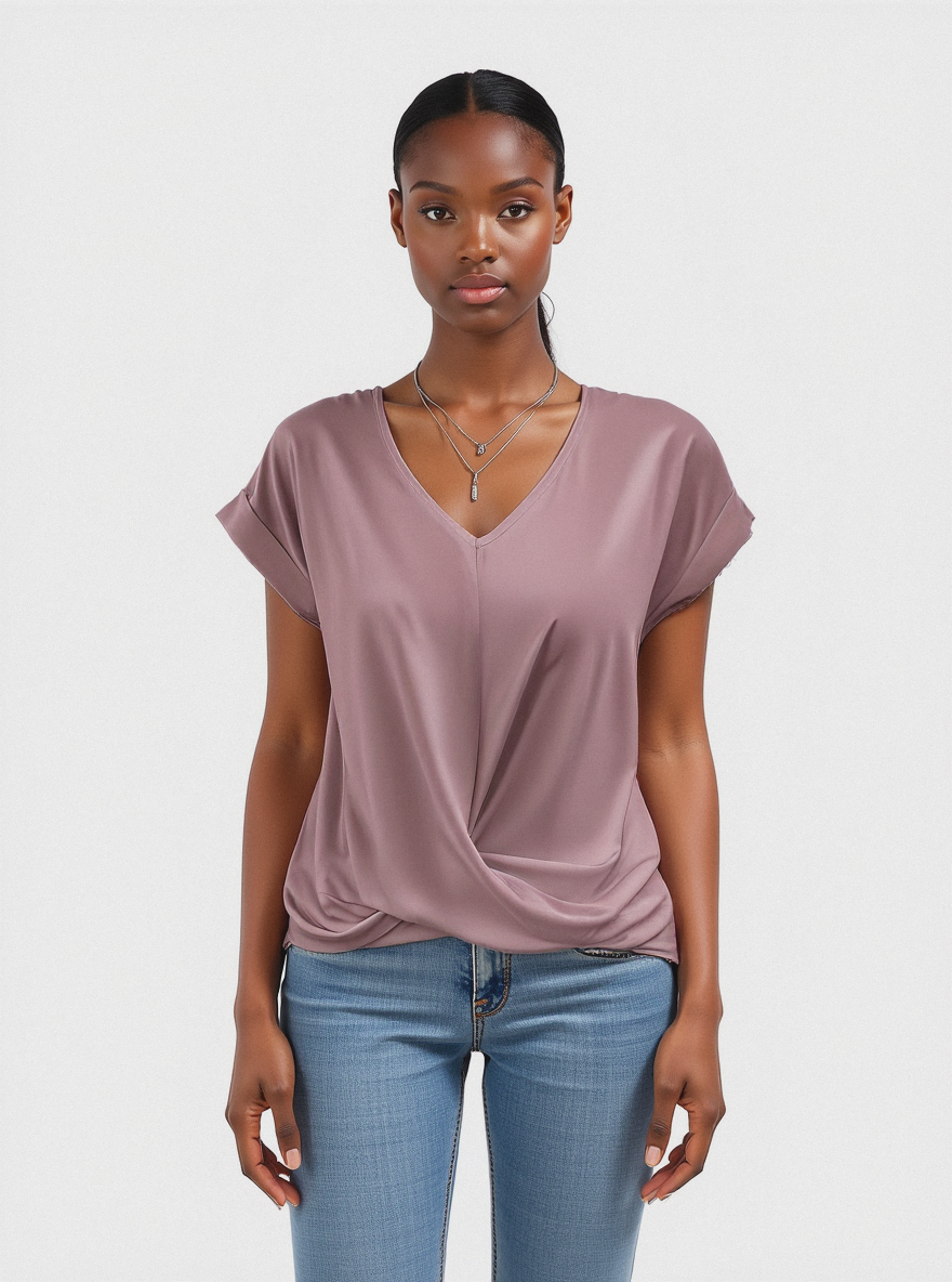 Damen T-Shirt mit schmeichelhaftem Herz-Ausschnitt, kurzarm und bequem, ideal für Freizeit & Sommer.