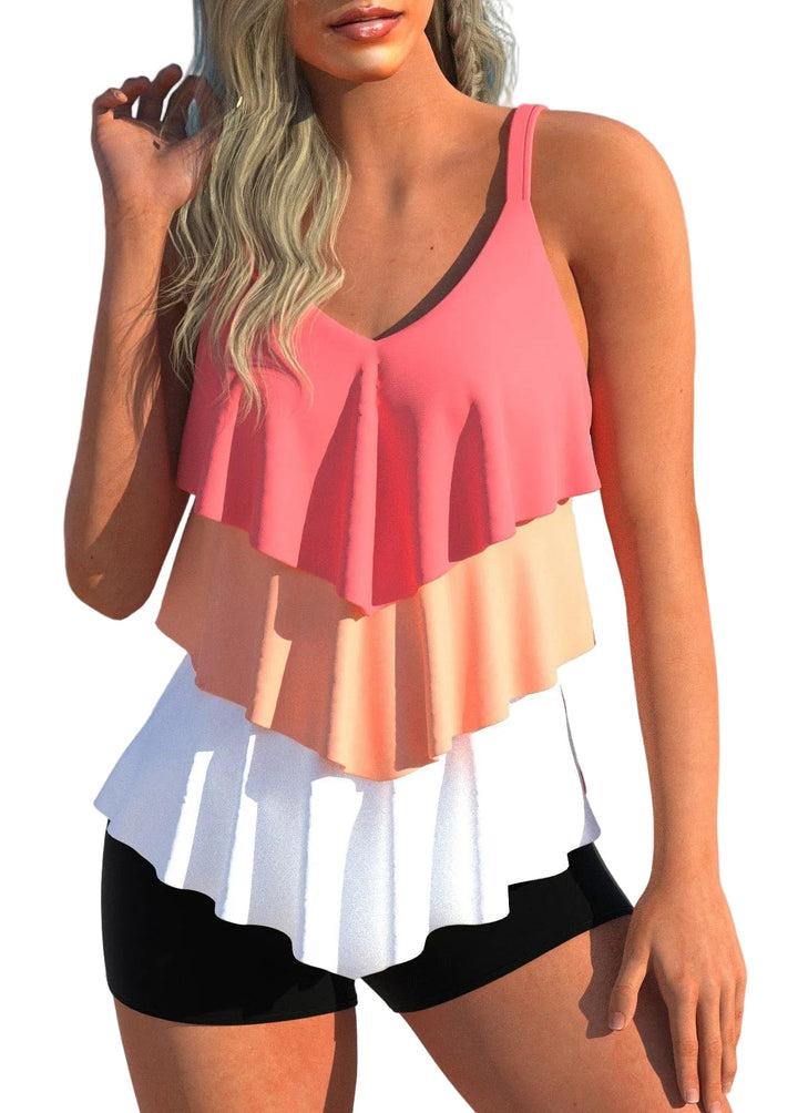 Urlaubstauglicher Damen Tankini mit hochgeschnittener Hose. Perfekte Bademode für den Sommer.