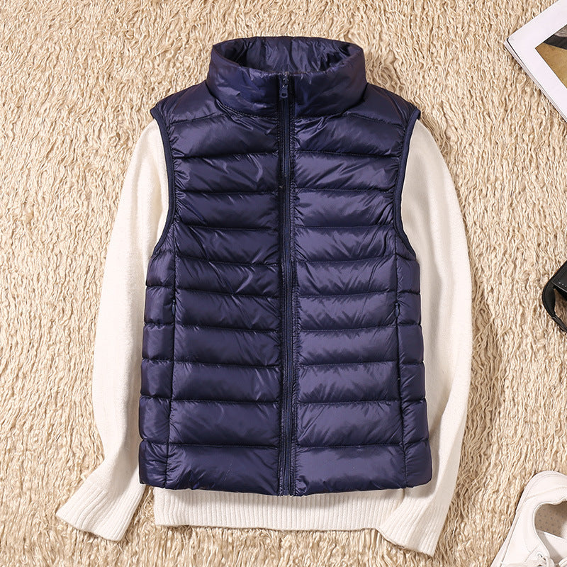 Elegante Damen Steppweste, winddicht & warm, optimale Oberbekleidung für kalte Wintertage.