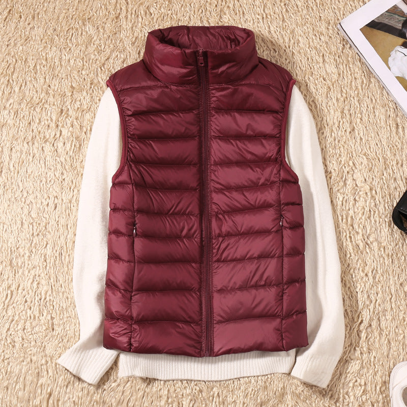 Praktische Damen Übergangsjacke: federleichte Thermoweste, winddicht & bequem, für Outdoor.