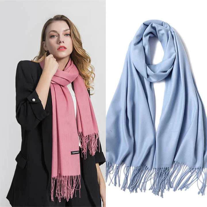 Vielseitiger Damen-Winterschal mit Fransen, elegant und warm, perfekt für jeden Look.
