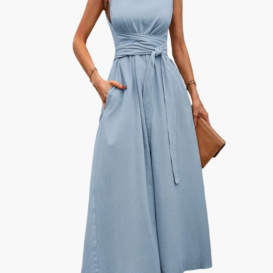Damen Jumpsuit mit Bindegürtel, perfekt für einen eleganten Frühjahrs-Look.