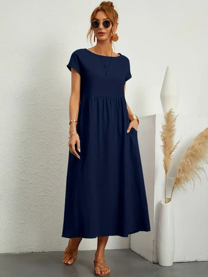 Schickes Damen Sommerkleid, knielang, mit funktionalen Taschen.