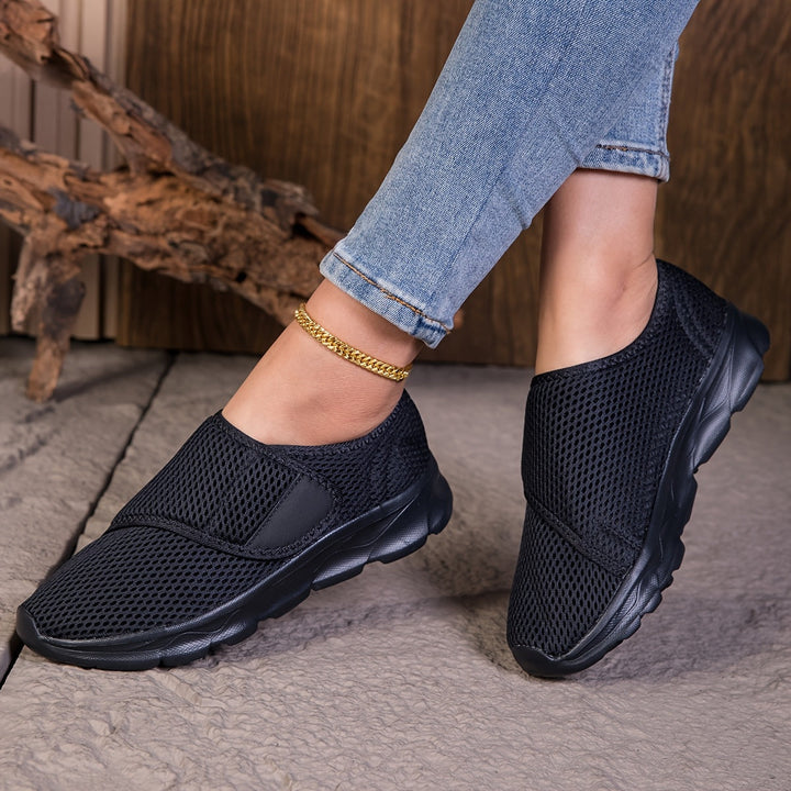 Anpassbare Damen Freizeitschuhe, Slip On Sneaker mit bequemer Passform und rutschfester Sohle.