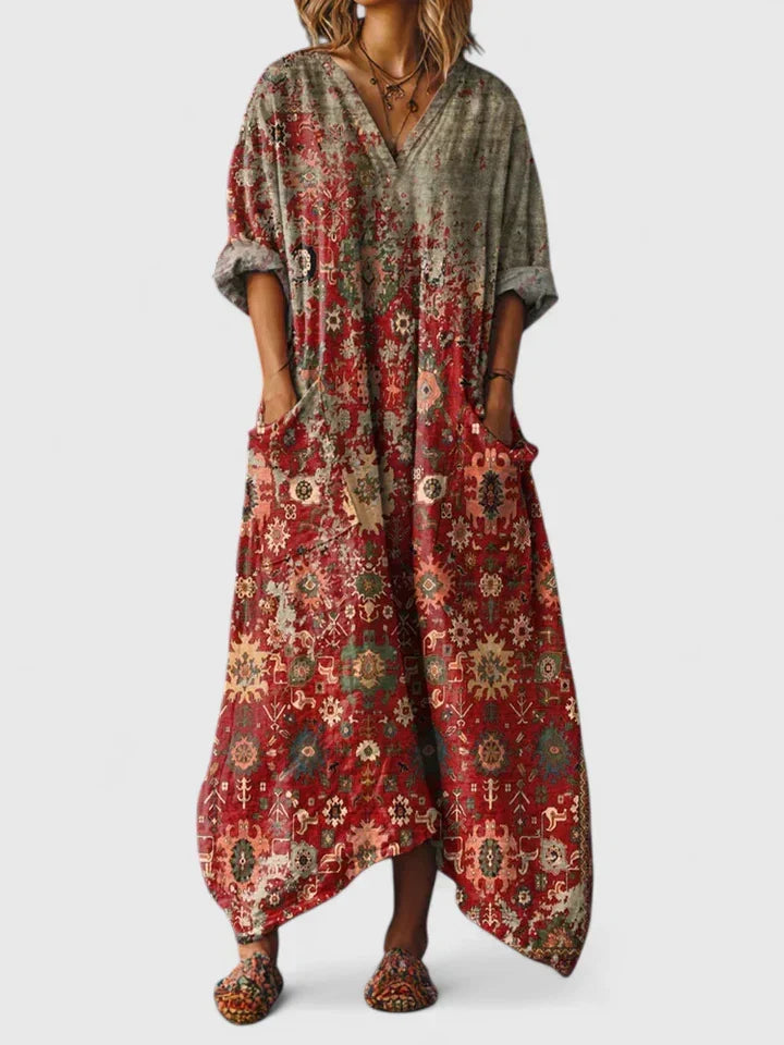 Entspanntes Boho Damen Freizeitkleid mit V-Ausschnitt und praktischen Taschen, ideal für den Sommer.