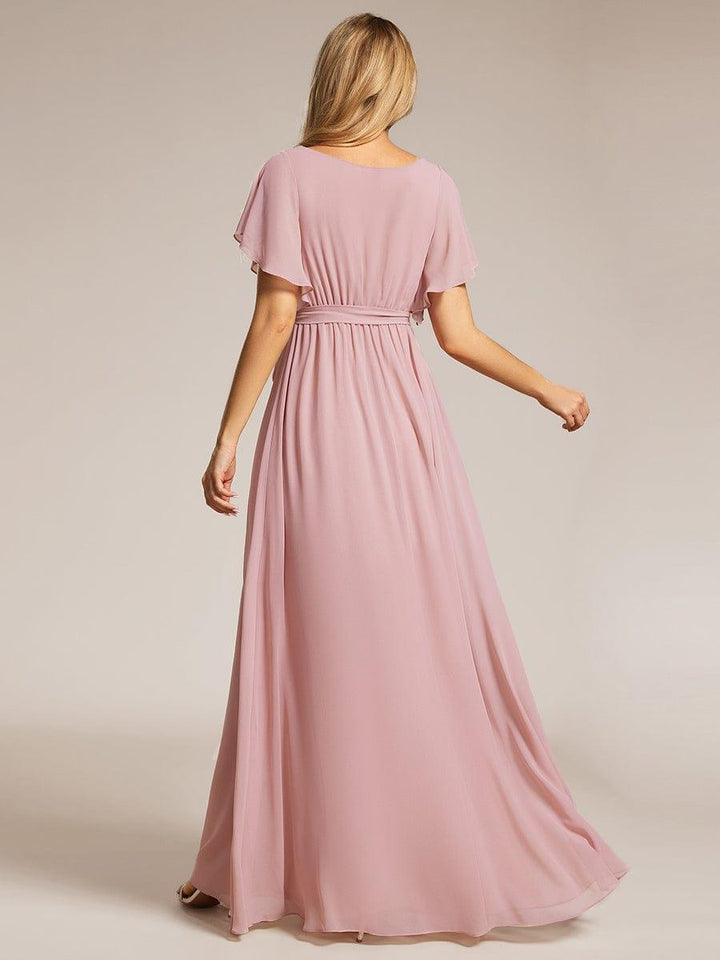 Schickes Hochzeitsgastkleid A-Linie, V-Ausschnitt, figurfreundlich.