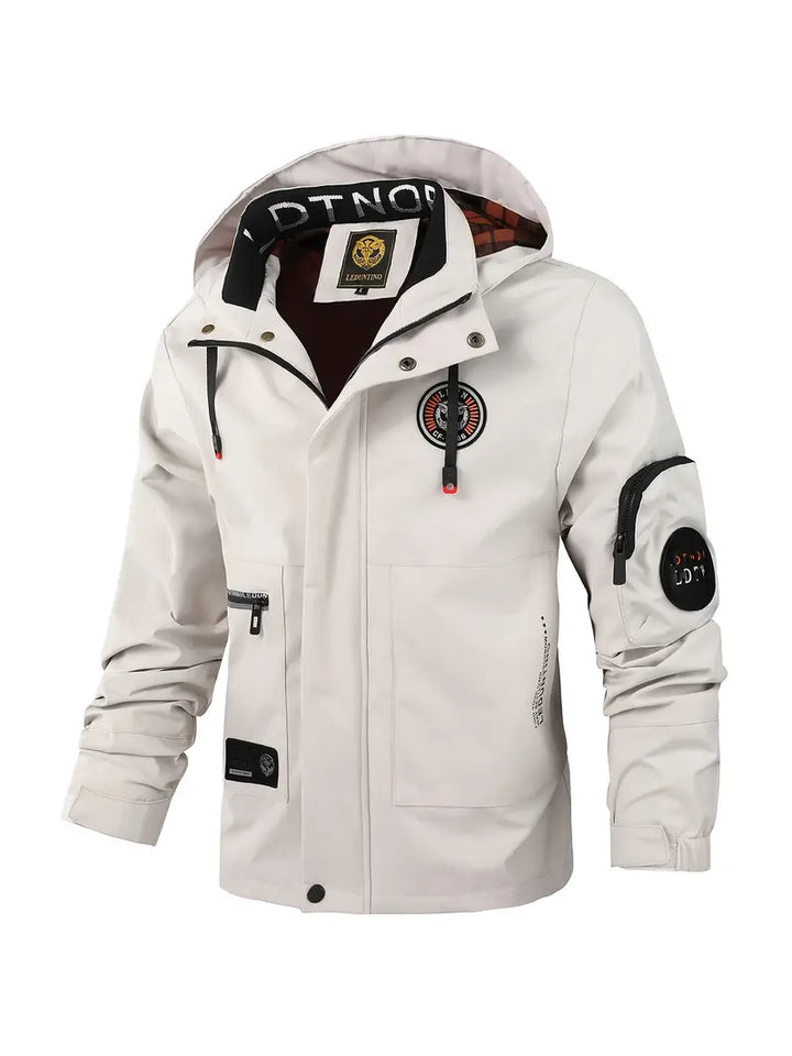 Herren Outdoorjacke Torben, wind- & wasserdicht, mit Kapuze. Ideal für Frühling & Herbst.