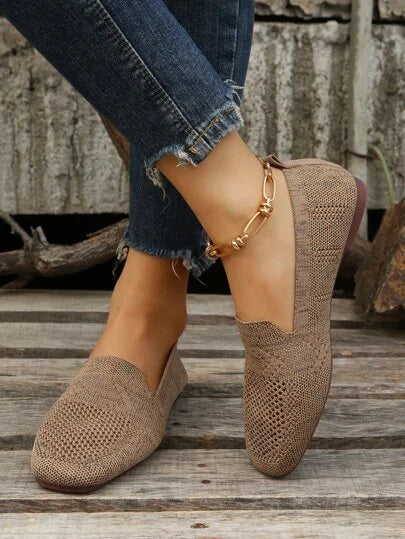 Bequeme Damen Slip-on Schuhe, orthopädisch und leicht, ideal für Sommer und Walking.