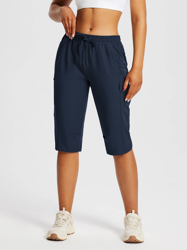 Leichte Damen Capris für Trekking & Sport, bieten Bewegungsfreiheit & hohen Tragekomfort.