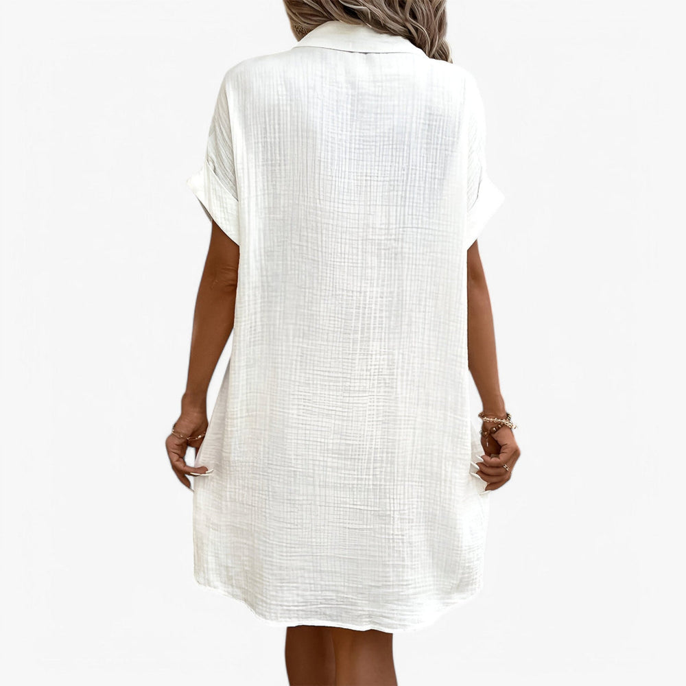 Modisches Damen Sommerkleid, einfarbig und wadenlang, ideal für Freizeit und entspannte Tage.