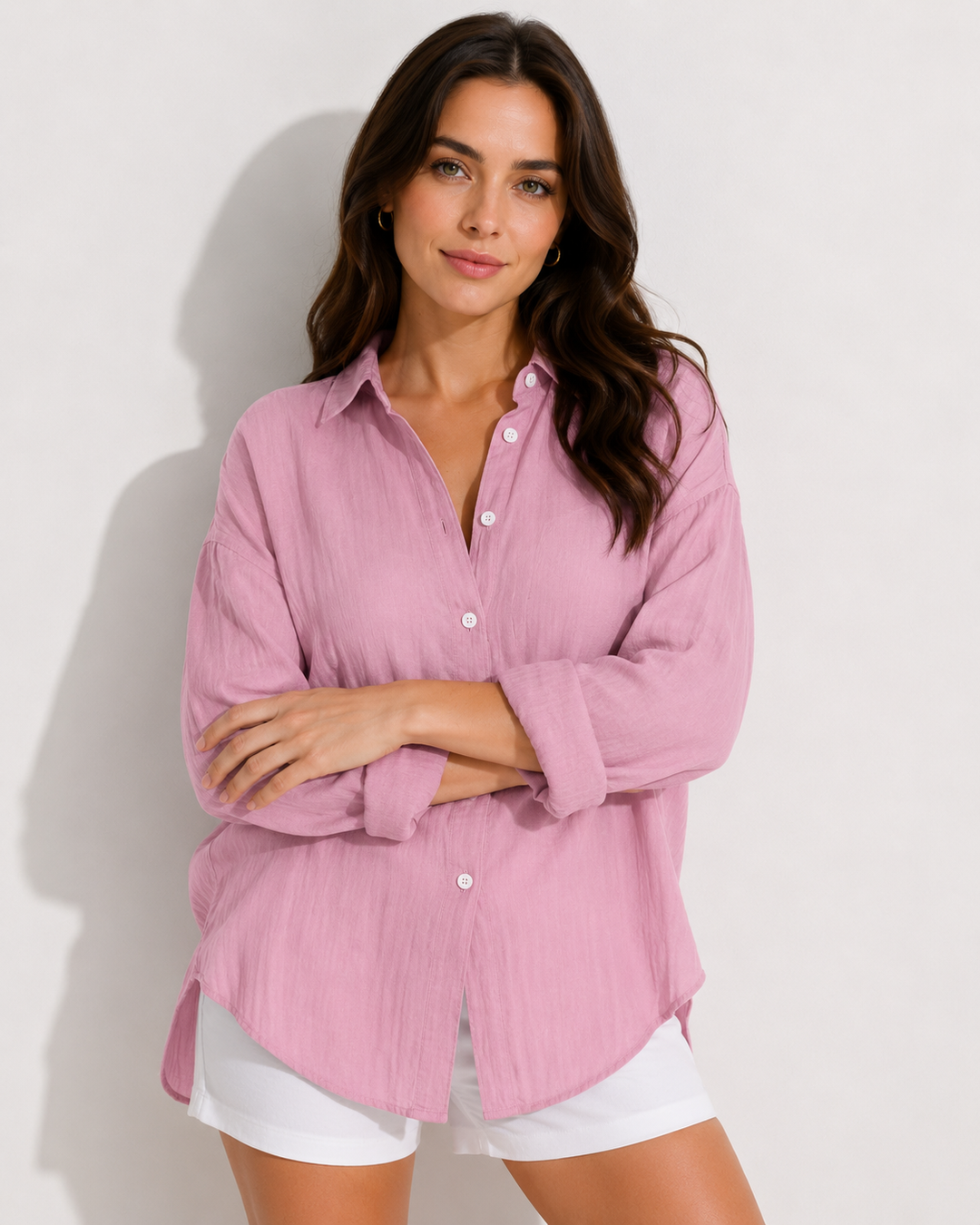 Elegante Damen Hemdbluse mit Reverskragen und Knopfleiste, vielseitig für Büro, Freizeit, pflegeleicht.