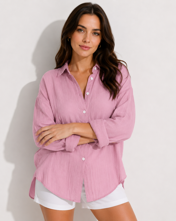 Elegante Damen Hemdbluse mit Reverskragen und Knopfleiste, vielseitig für Büro, Freizeit, pflegeleicht.