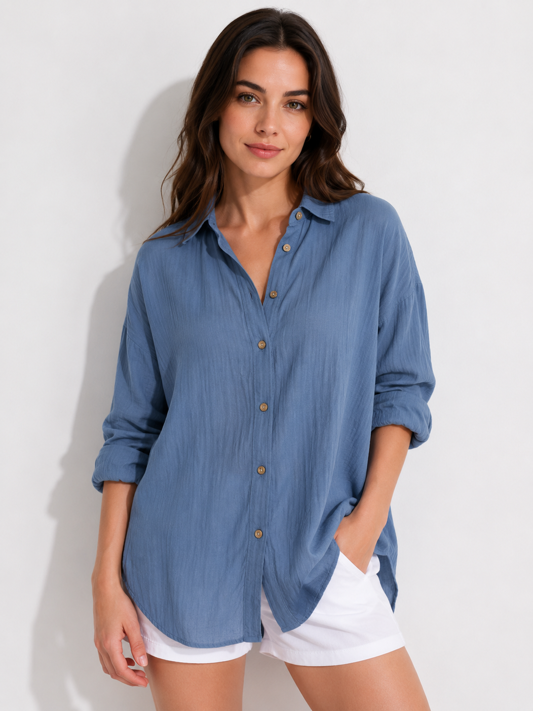 Modische Damen Hemdbluse, langärmlig, ideal für elegante Freizeit- oder Business-Looks.