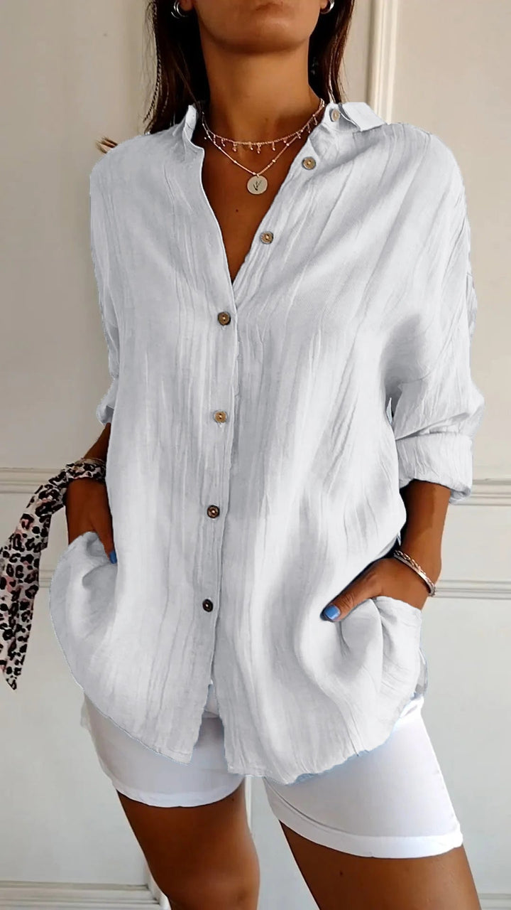 Komfortable Freizeit Bluse für Damen, schick mit Faltenstruktur und tailliertem Kragen, ganzjährig.