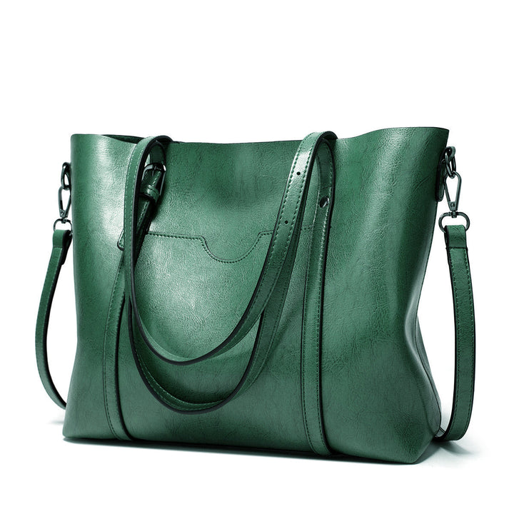 Bequeme Damen Schultertasche im Retro Stil, ideal als Alltagstasche mit Vintage Eleganz.