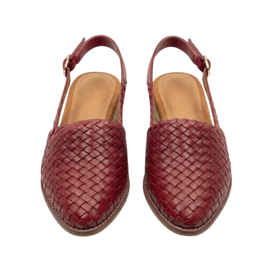 Elegante Damen Slingbacks, spitz & geflochten, perfekt für Alltag & Sommer. Komfortable Flachschuhe für stilvolle Frauen.