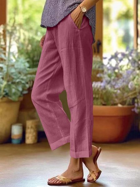 Schicke Damen Sommerhose, Cropped-Schnitt mit elegantem Umschlagbund. Vielseitige Freizeit- und Casual-Hose.