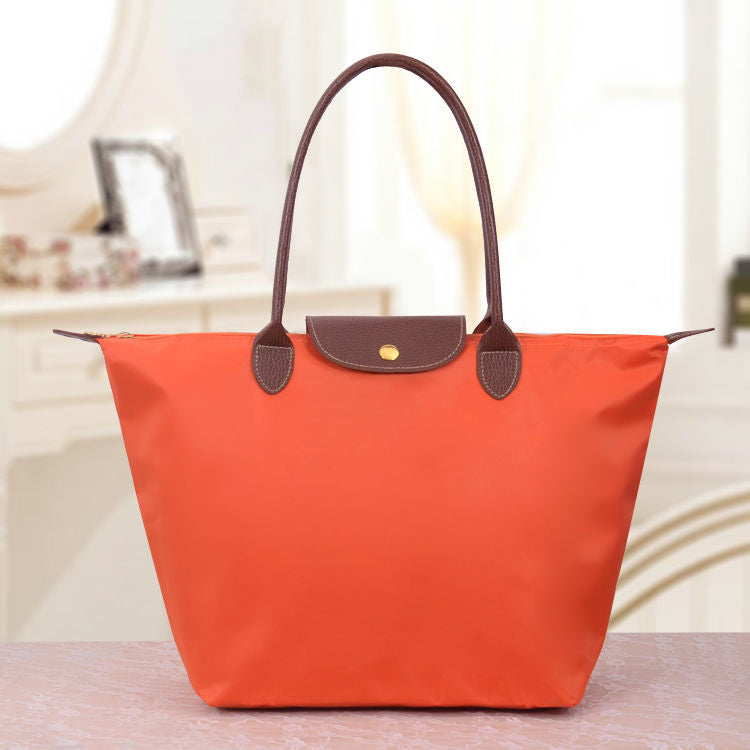 Modische Damen Crossbody Bag, der neueste Trend. Eine vielseitige Umhängetasche für stilbewusste Frauen.