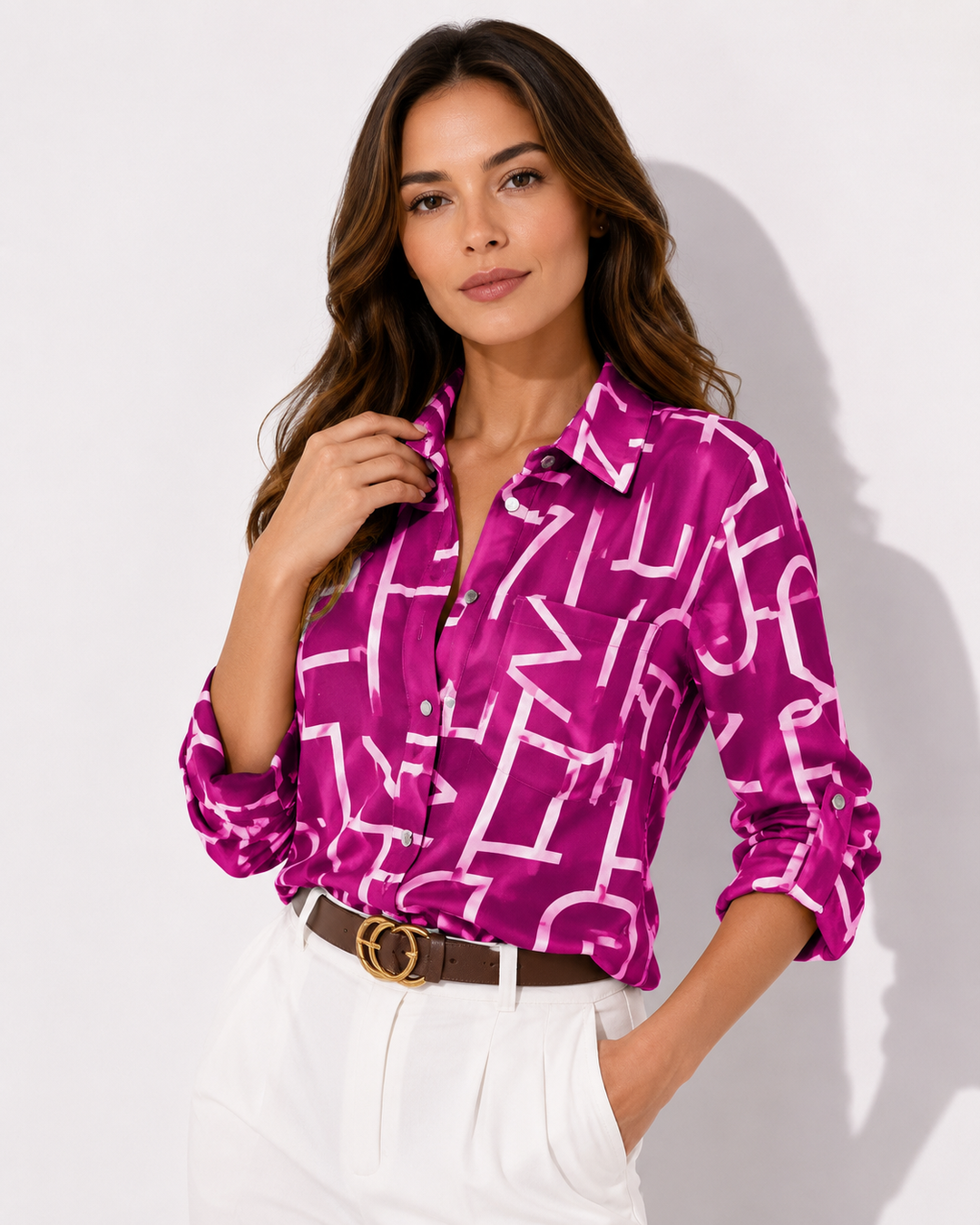 Vielseitige elegante Damenbluse, perfekt kombinierbar für jeden Anlass.