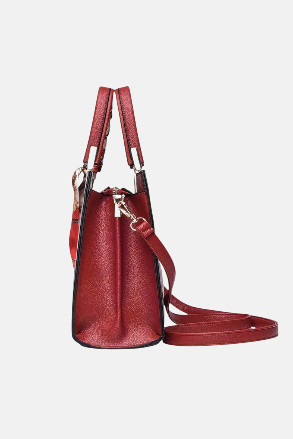 Marineblaue Damen Schultertasche, klassisch elegant, vielseitiges Mode-Accessoire für stilvolle Auftritte.