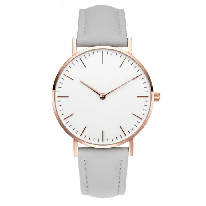 Zeitlose Damenuhr am Handgelenk. Ein elegantes Schmuck-Accessoire, das Stil und Präzision vereint.