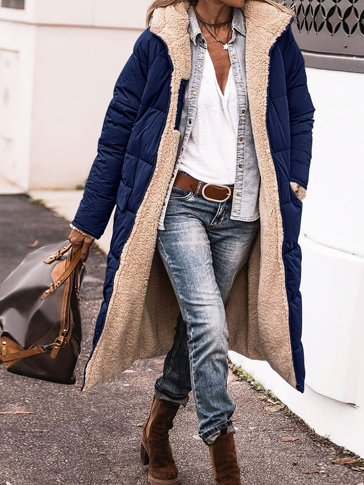 Trendige marineblaue Damen-Outwear Klara, eleganter langer Herbstmantel für jede Gelegenheit.