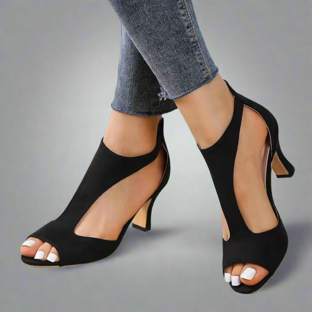 Elegante, orthopädische Damen Komfortsandalen für ganztägigen Halt und Fußgesundheit. Stilvolle Sommerschuhe.