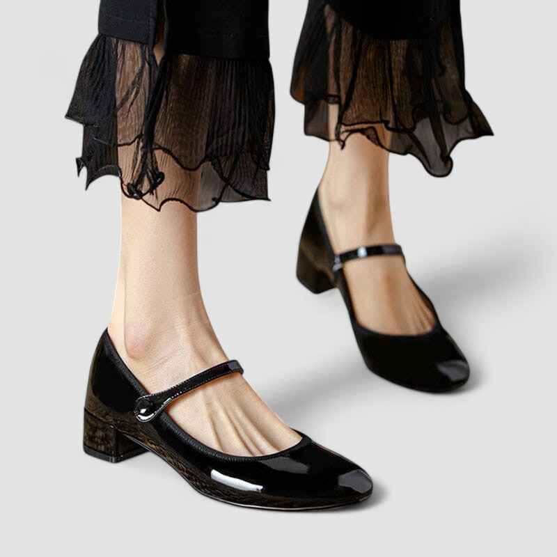Orthopädische Damen Mary Janes in Schwarz, elegant & bequem, mit Fußgewölbeunterstützung für den Alltag.
