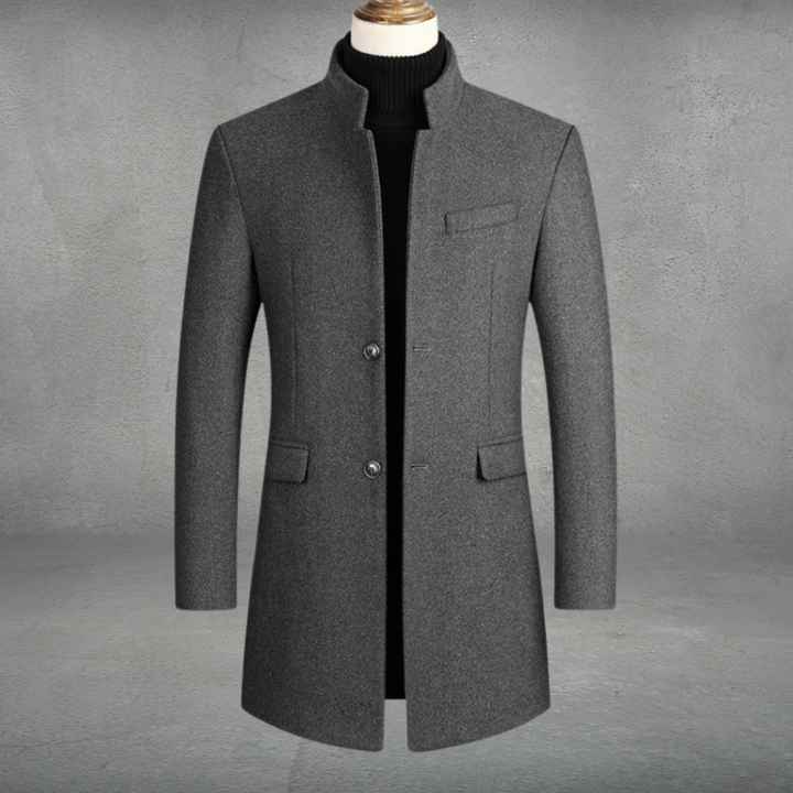 Eleganter Herren Business-Mantel, perfekt für den stilvollen Auftritt im Büro und bei Meetings. Klassische Herrenmode.