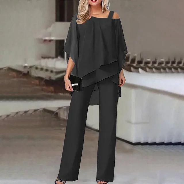 Bequemer Damen Hosenanzug: Zweiteiler mit schulterfreiem Top & komfortabler Hose. Ideal für Sommer & Freizeit.