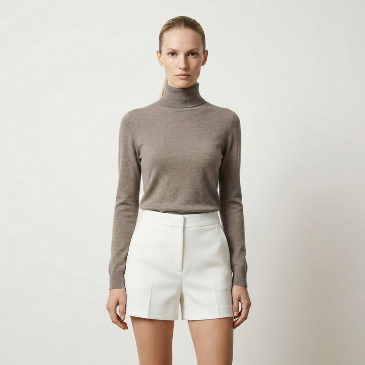 Hochwertiger Damen Rollkragenpullover, komfortabel, ideal als Winterpullover oder Herbstpullover.