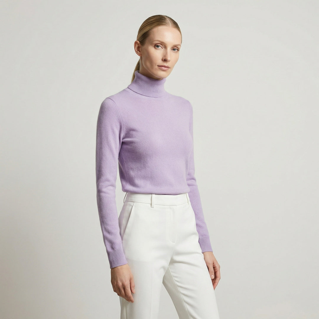 Zeitloser Basic Damenpullover mit Rollkragen, figurbetont, ideal für smarte Lagenlooks.