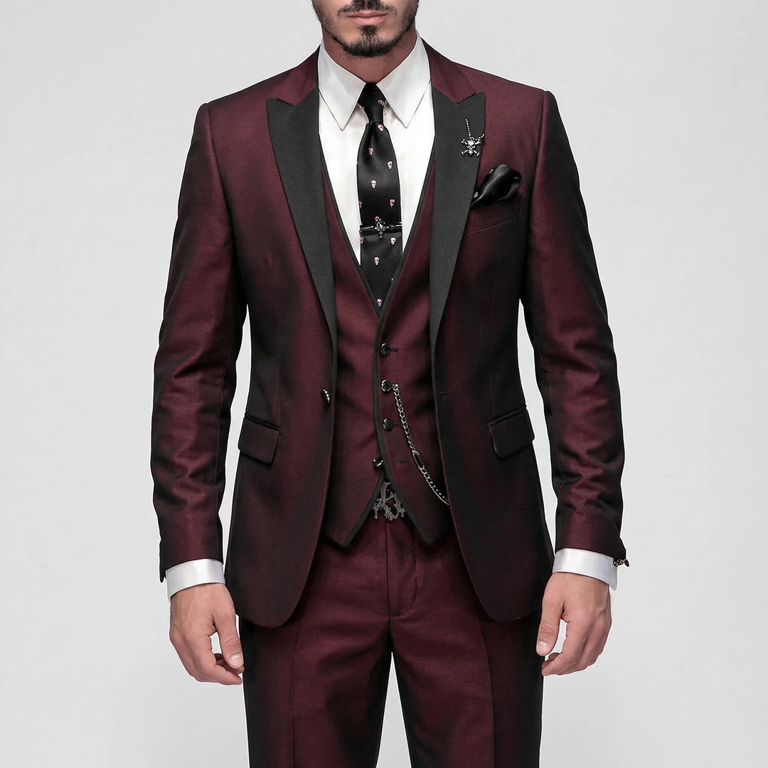 Moderner Slim-Fit Herrenanzug dreiteilig mit Sakko, Weste, Hose. Perfekt für formelle Anlässe.