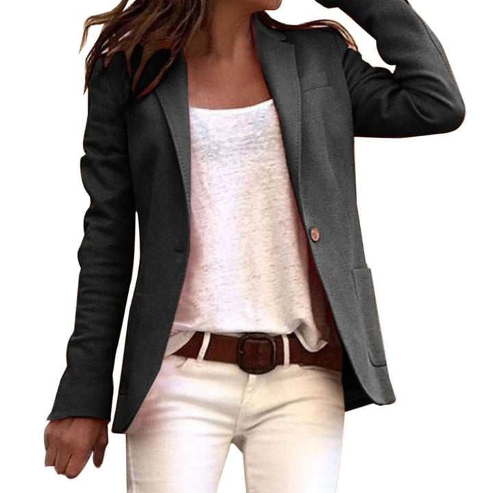 Vielseitiger Damenblazer, einfarbig. Tailliertes Design bietet Eleganz für Business und Freizeit.
