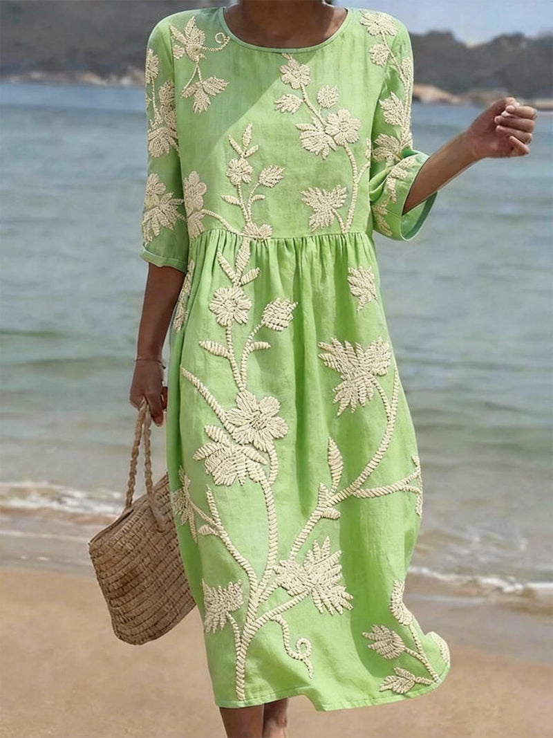 Vielseitiges Damen Midikleid, bestickt, mit Rundhals. Ein elegantes Sommerkleid, ideal als Freizeit-, Party- oder Urlaubskleid.