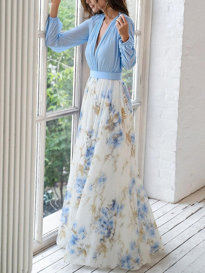 Langes Herbst-Damenkleid mit Blumenmuster, Langarm und fließender A-Linie. Perfekt als elegantes Hochzeitsgast-Kleid.