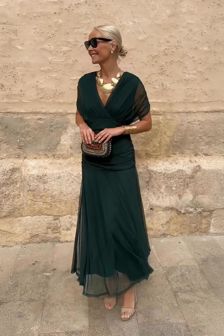 Elegantes Damen Abendkleid, fließendes Maxi-Design mit V-Ausschnitt, perfekt für besondere Anlässe.