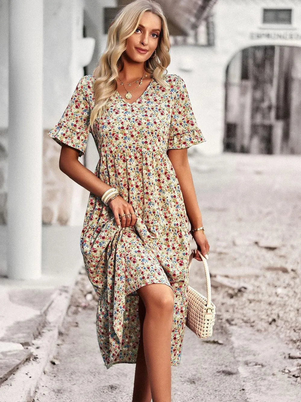 Vielseitiges Damen Langarm-Herbstkleid, ideal als Freizeitkleid für die kühle Jahreszeit und Winterkleid.