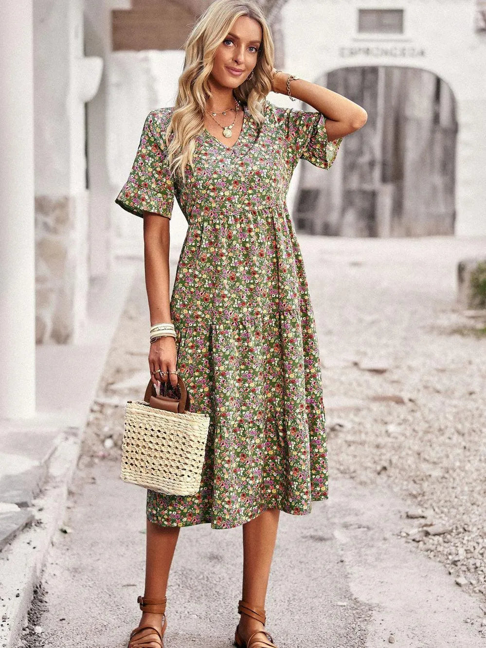 Komfortables Damen Langarm-Herbstkleid, elegant für Freizeit und Business, passt perfekt zur Herbstmode.