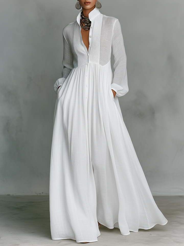 Elegantes Damen Maxikleid mit Stehkragen, Knopfleiste. Fließendes Sommerkleid, vielseitig für Freizeit & Anlässe.
