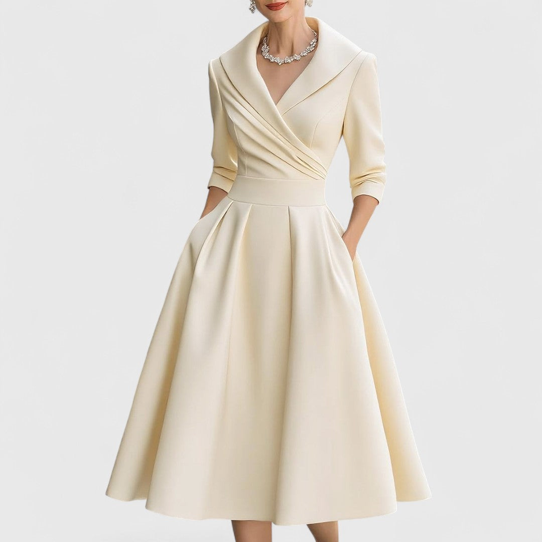 Lila Damen Midikleid, elegant & stilvoll. Das perfekte Cocktailkleid mit ausgestelltem Rock für Frauen.