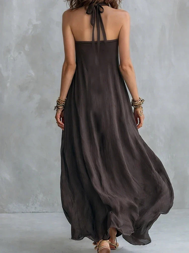 Komfortables & elegantes Damen Neckholder Maxikleid, vielseitiges Freizeitkleid mit fließendem Stoff für warme Tage.