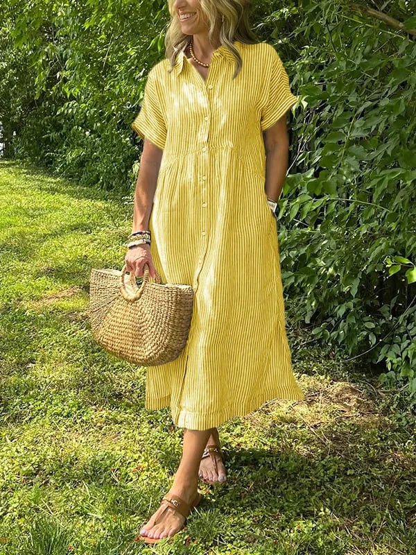 Fließendes Damen Sommer Maxikleid mit Blusenkragen, Kurzarm und elegantem Schnitt; ideal für warme Tage.