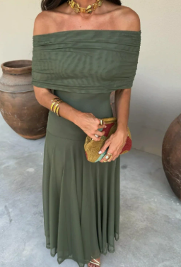 Luftiges Sommer Trägerkleid für Damen, langes Maxikleid, ideal für Freizeit und Strand.