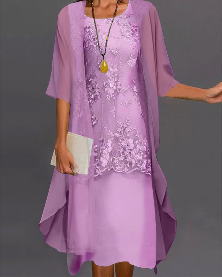 Modernes, elegantes Damenkleid im zweiteiligen Midi-Stil, ideal als Hochzeitsgast- oder Abendkleid.